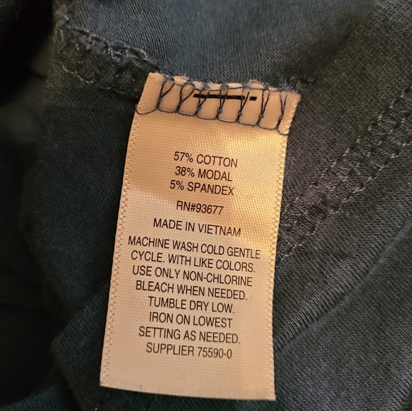 (1119) A New Approach (A.N.A.) Woman's Long Sleeve Crewneck Blouse, Size: Large - Picture 13 of 13